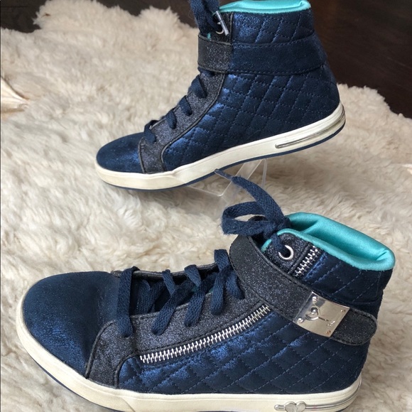 sketchers girls high tops